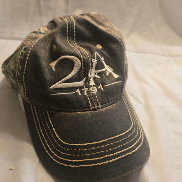 The 1791 2nd Amendment Authentic Camo Hat Snapback Adjustable Port Authority - Picture 4 of 8